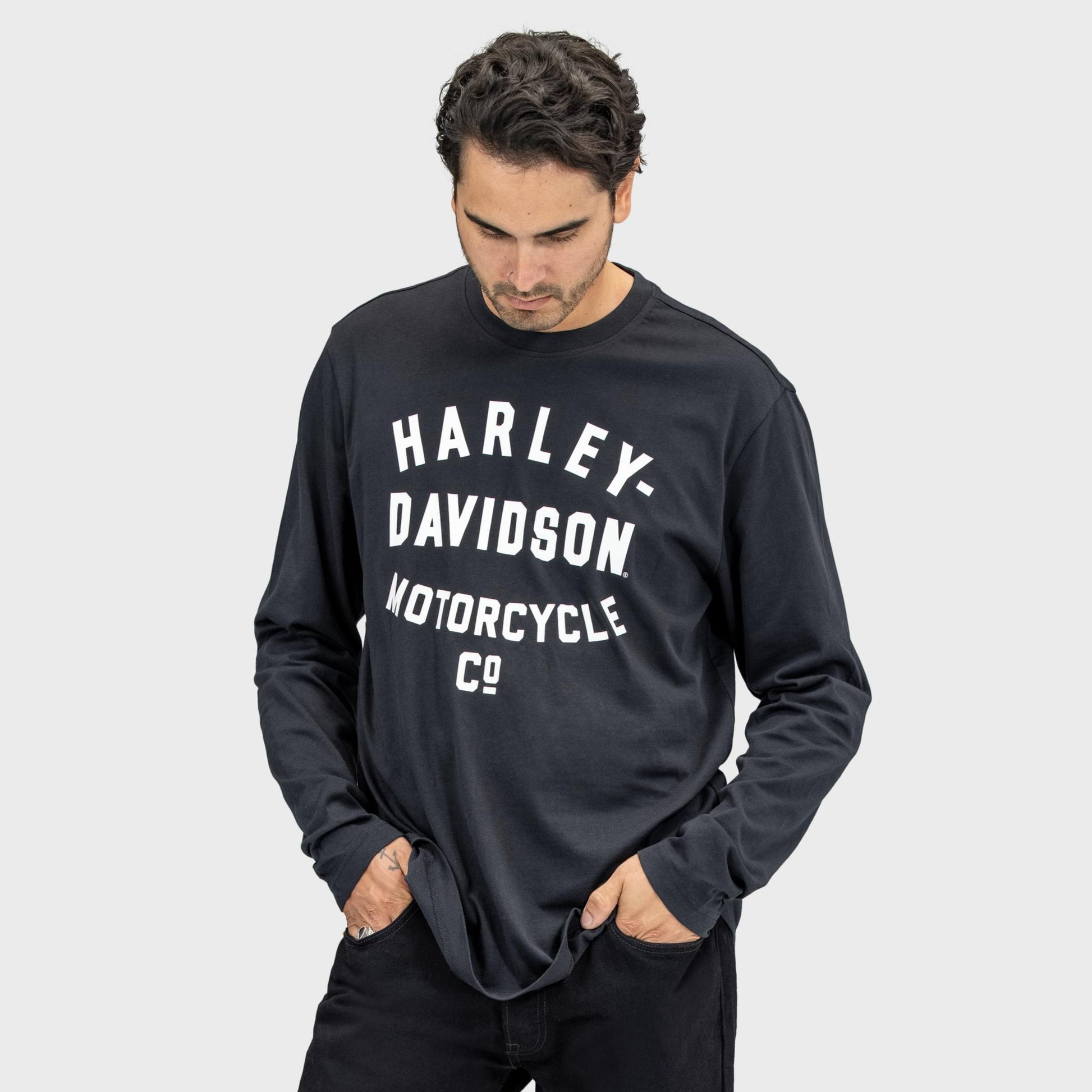 Harley-Davidson Men's Racer Font Motorcycle Co. Long Sleeve T-Shirt, 96022-22VM