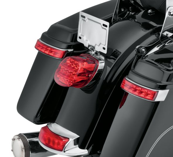 Harley-Davidson Electra Glo LED Saddlebag Run/Brake/Turn Lamp, TOURING 67800241A